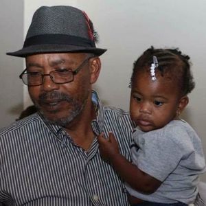 Meet your Posher, Daveida